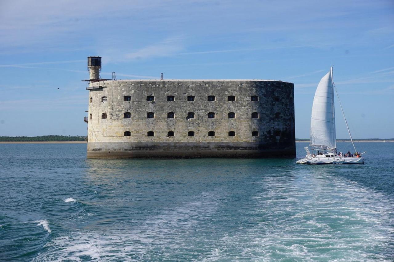 Apartmán The Clock House, 3 Etoiles La Rochelle  Exteriér fotografie